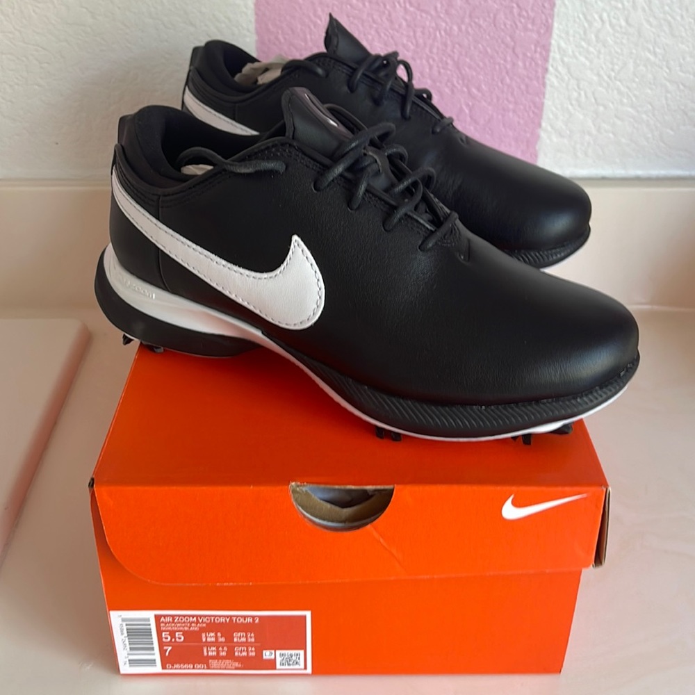 Nike Golf Shoes Air Zoom Victory Tour 2 Women’s size 7 Men’s size 5.5 unisex